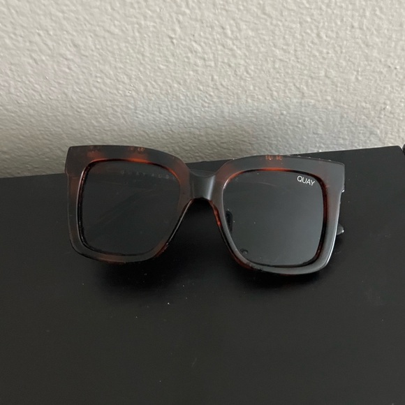 Quay Australia Tortoise Sunglasses with Black Lenses w/ clear case. main image 8